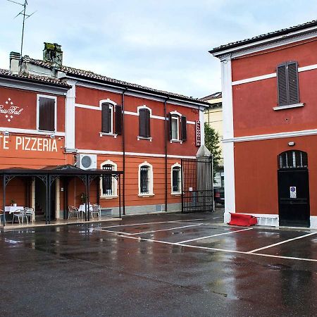 Cristal Rooms Piacenza Dış mekan fotoğraf