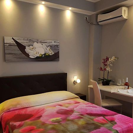 Cristal Rooms Piacenza Dış mekan fotoğraf