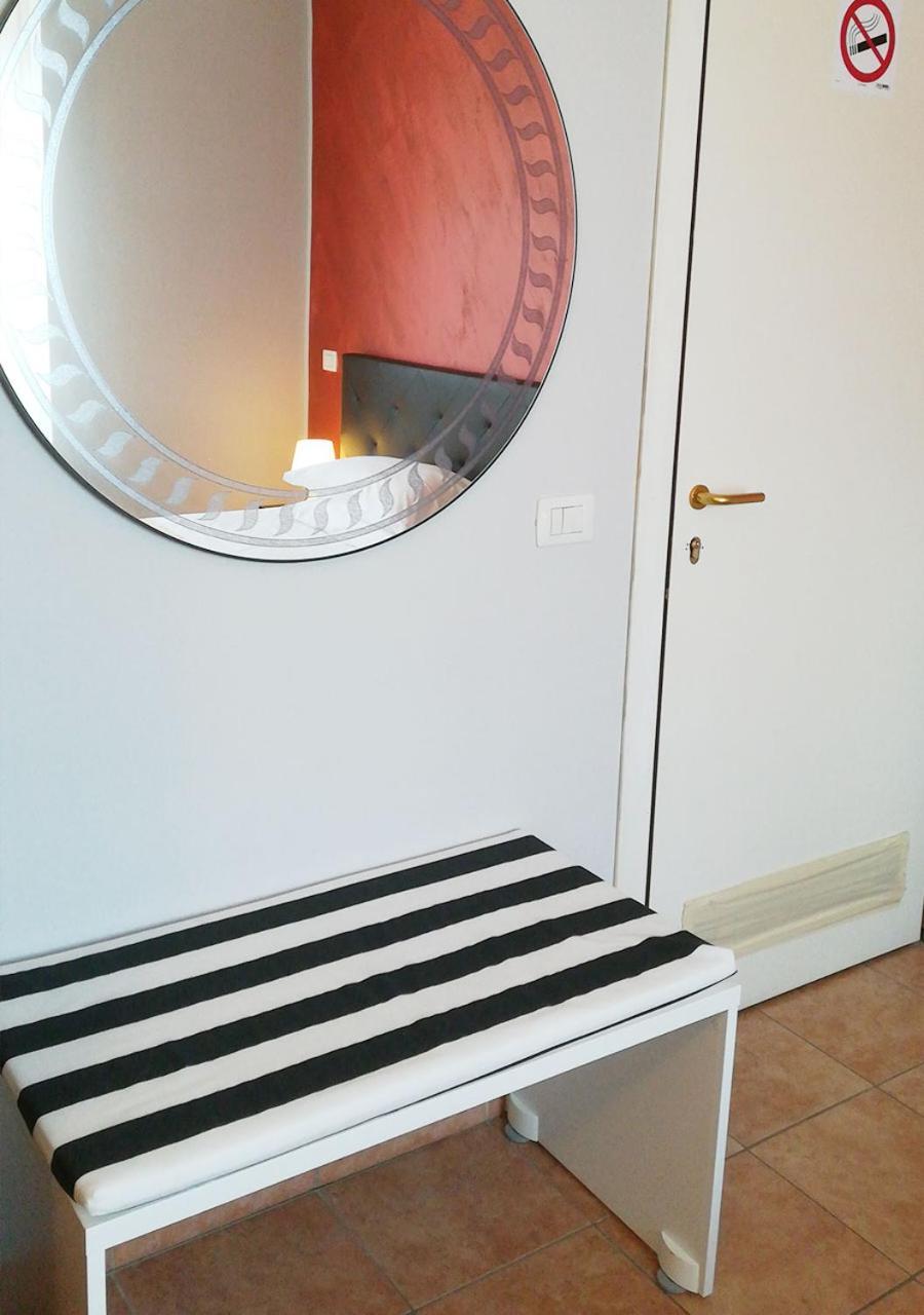 Cristal Rooms Piacenza Dış mekan fotoğraf