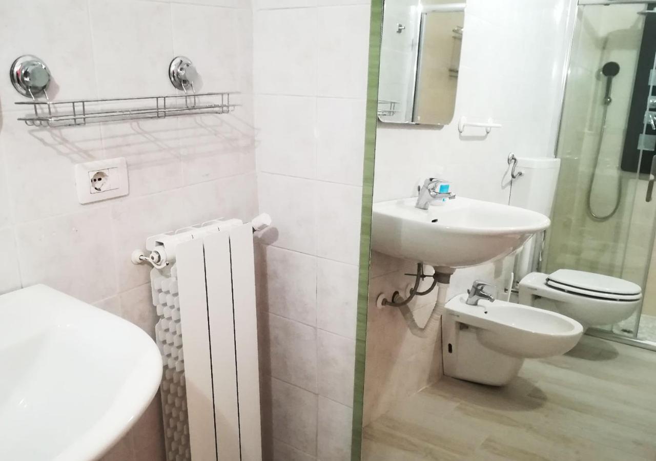 Cristal Rooms Piacenza Dış mekan fotoğraf